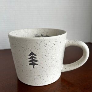 TIM HORTON'S Holiday Edition 2022 Coffee Mug Beige Speckled Tree